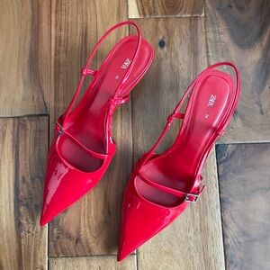 Zara Red Patent Leather Kitten Heels, size 39